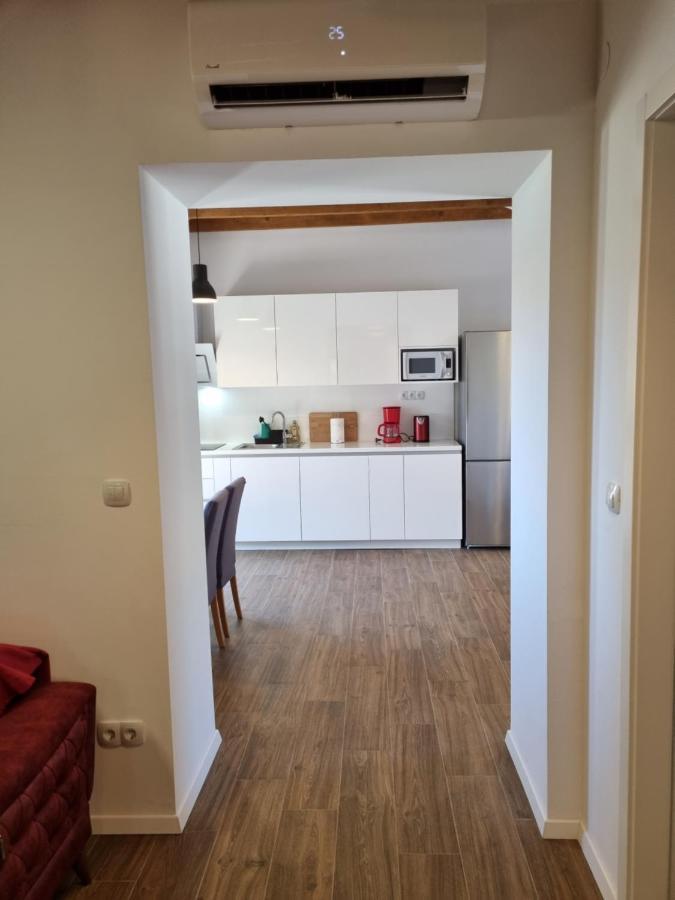 Apartments Jungic, Rab Банёл Экстерьер фото