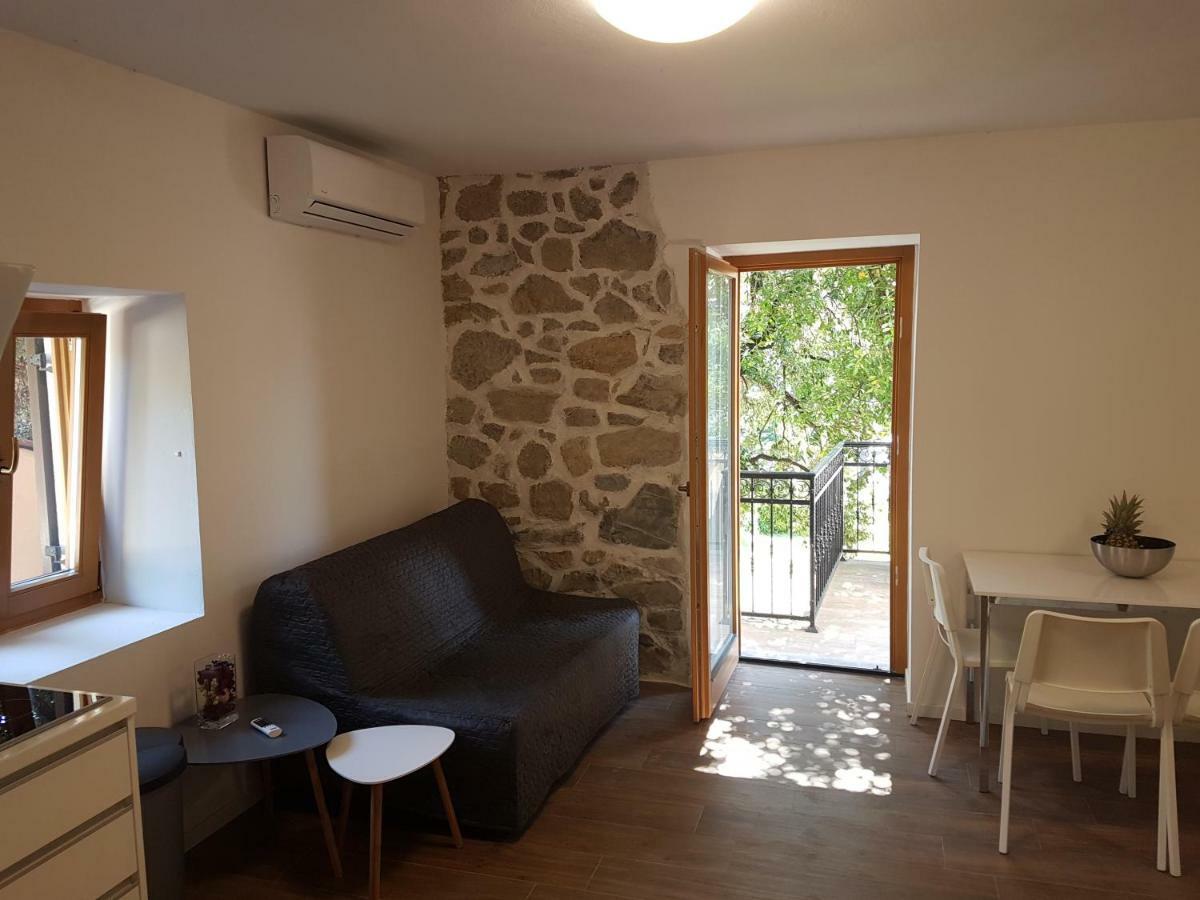 Apartments Jungic, Rab Банёл Экстерьер фото