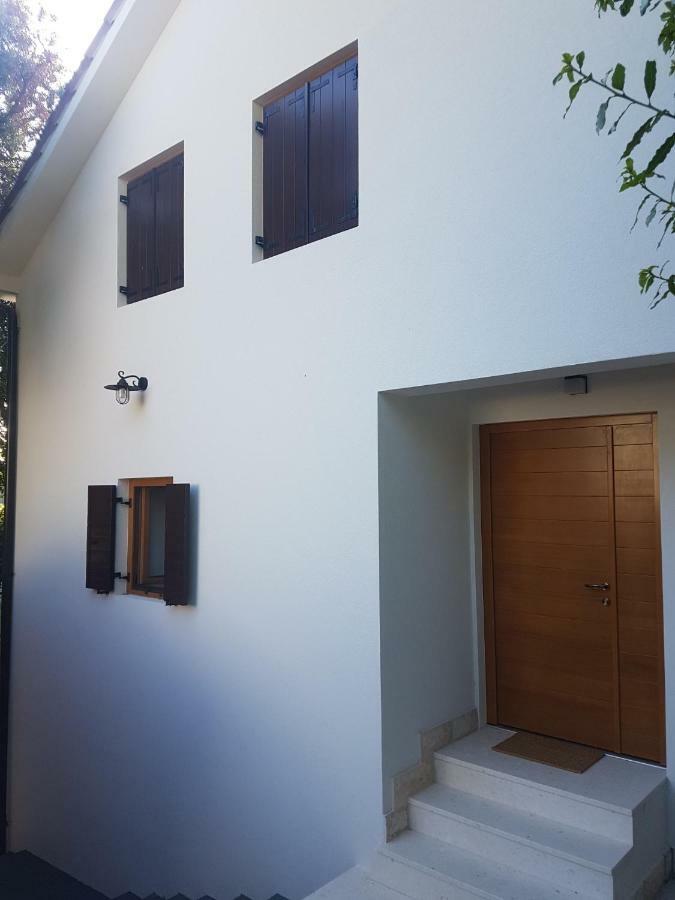 Apartments Jungic, Rab Банёл Экстерьер фото